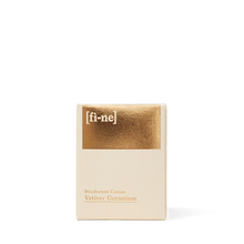 Laden Sie das Bild in den Galerie-Viewer, Fine Deo Vetiver Geranium Glas 30gr Deo ohne Alu Die Hautfee
