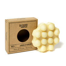 Laden Sie das Bild in den Galerie-Viewer, LES CHOSES SIMPLES Feste Duschseife mit Massagenoppen No. 3 "Jardin d'Agrumes" (Zitrusgarten) Die Hautfee Naturprodukte aus der Provence Aussen
